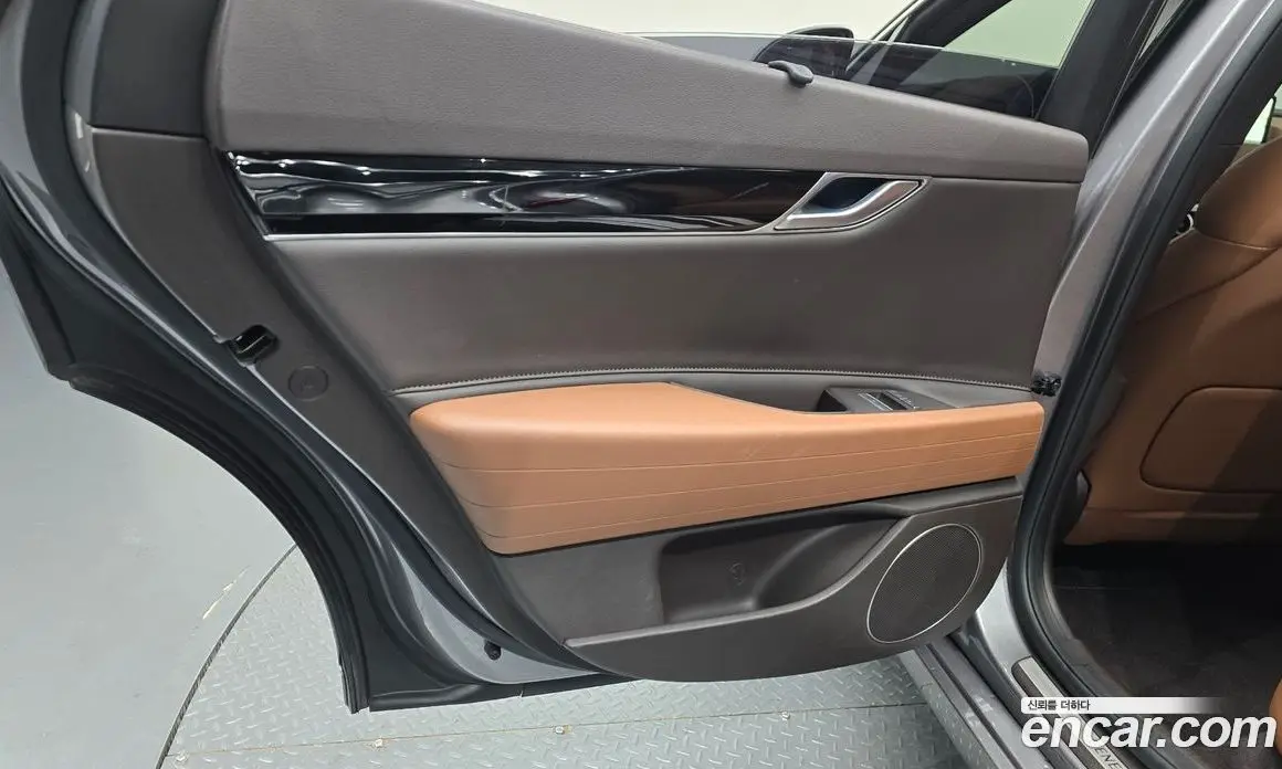 Genesis G80 2023 2.5 автомат (гидро), фото 14