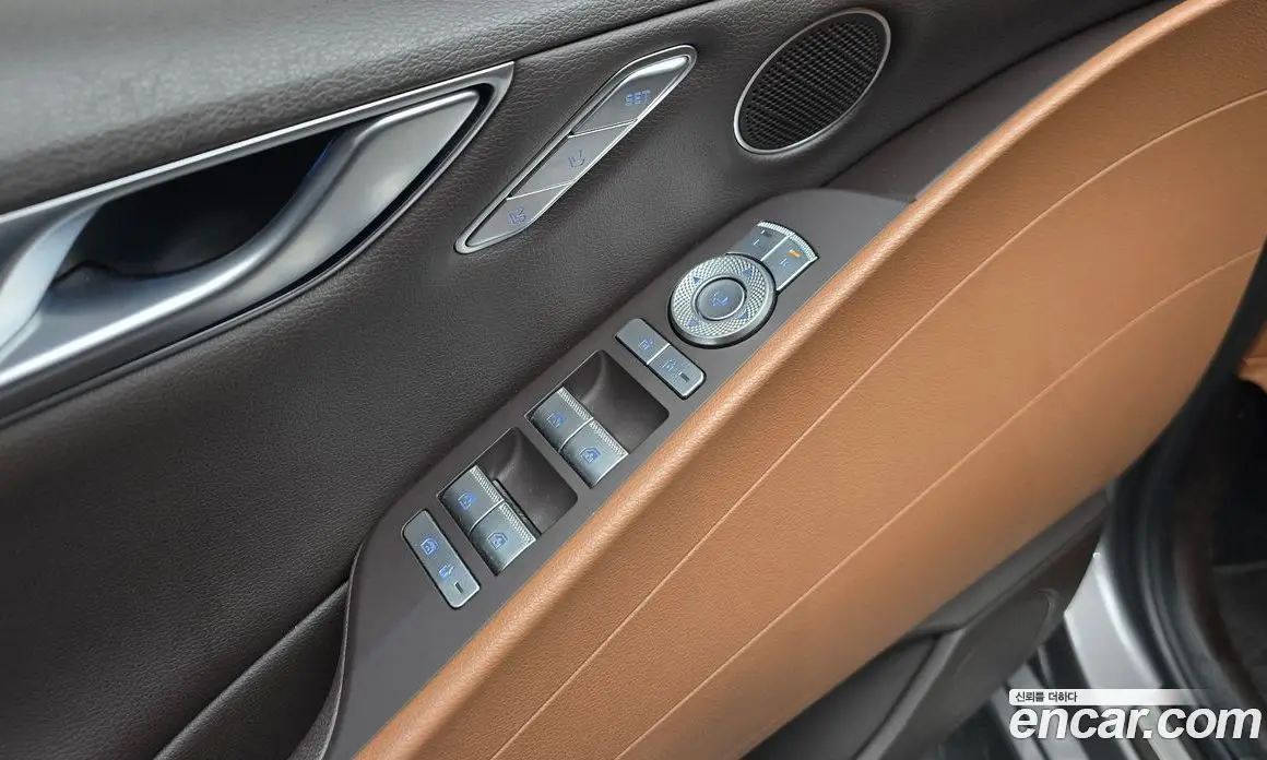 Genesis G80 2023 2.5 автомат (гидро), фото 20