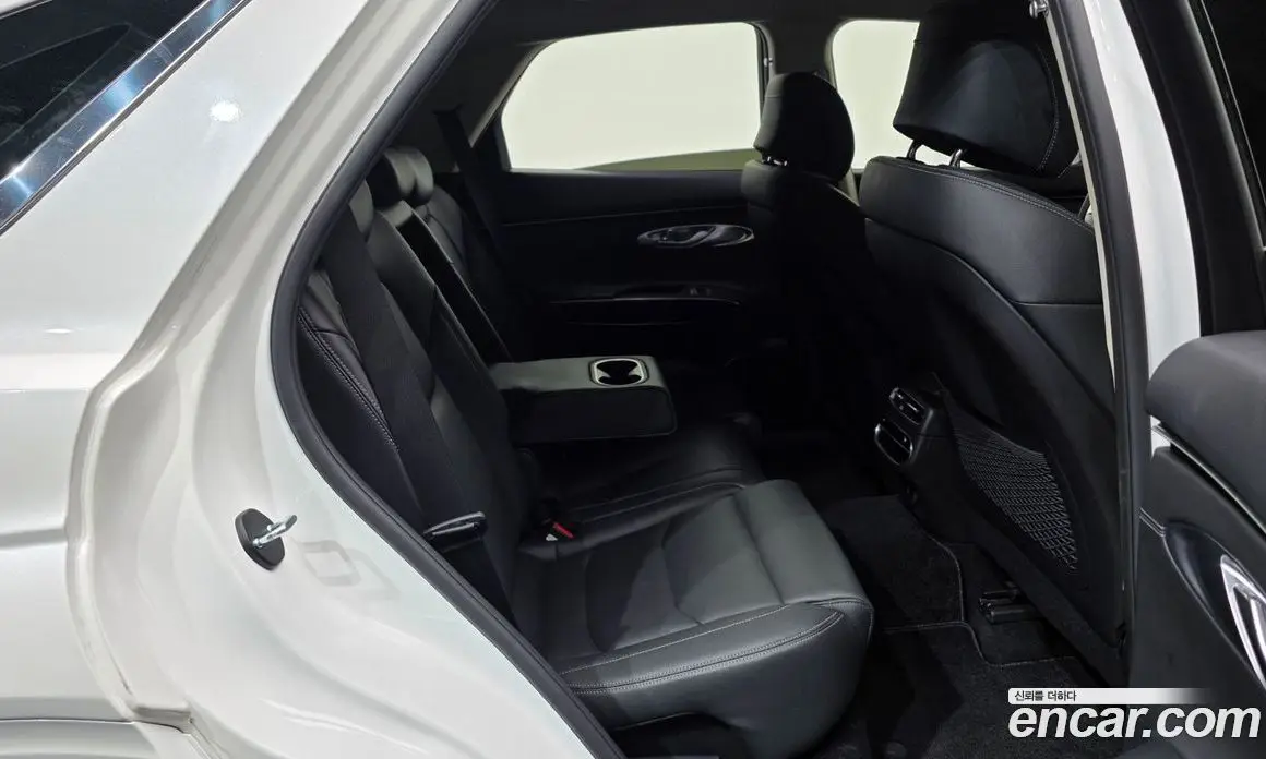 Genesis GV70 2021 2.5 автомат (гидро), фото 18