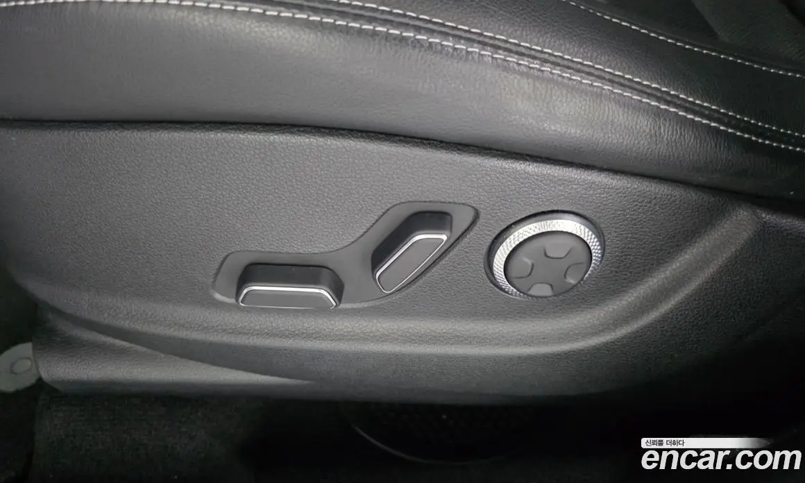 Genesis GV70 2021 2.5 автомат (гидро), фото 31