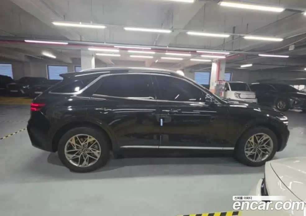 Genesis GV70 2023 2.2 автомат (гидро), фото 12