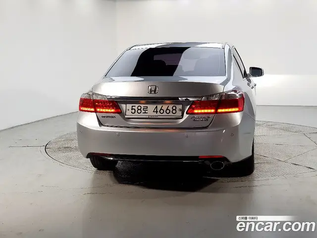 Honda Accord 2014 2.4 автомат (гидро), миниатюра 3 Honda Accord 2014 2.4 автомат (гидро), миниатюра 3