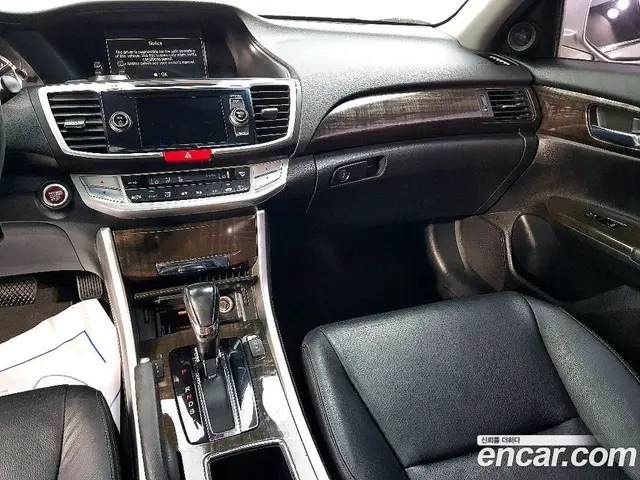 Honda Accord 2014 2.4 автомат (гидро), миниатюра 10 Honda Accord 2014 2.4 автомат (гидро), миниатюра 10