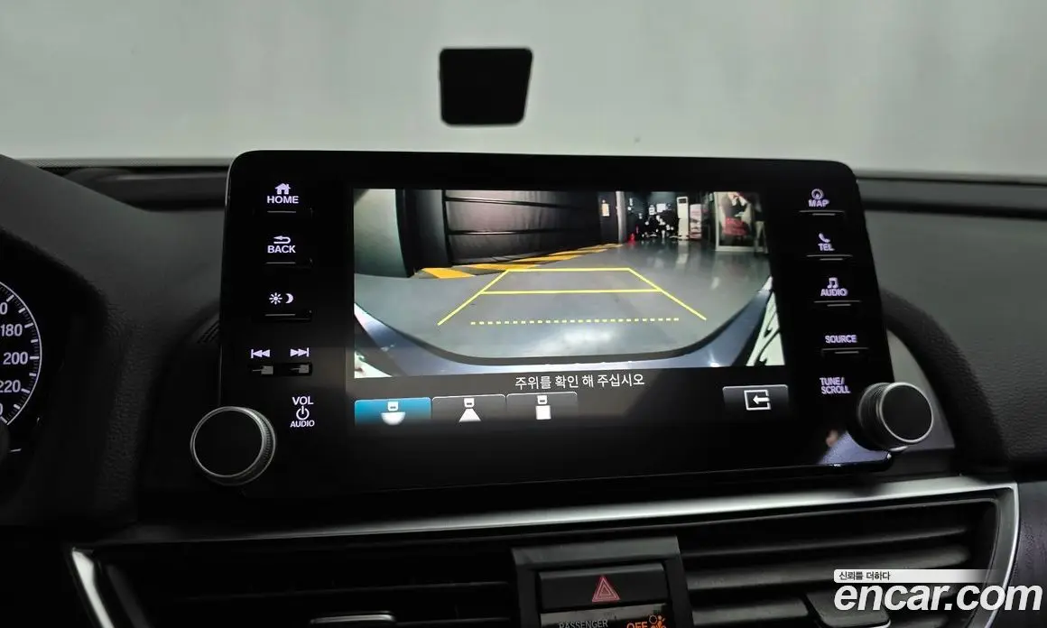 Honda Accord 2019 2.0 автомат (гидро), фото 15