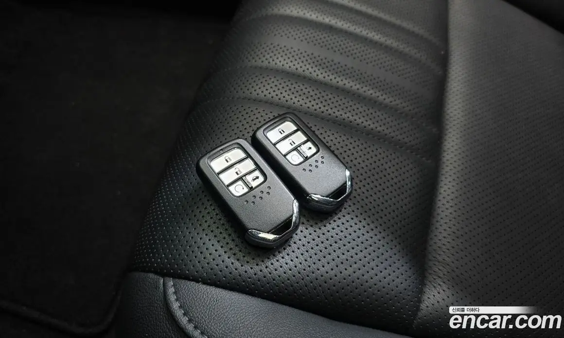Honda Accord 2019 2.0 автомат (гидро), фото 16