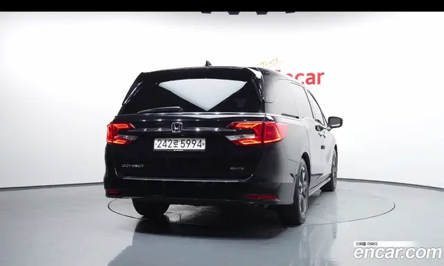 Honda Odyssey 2021 3.5 автомат (гидро), миниатюра 4