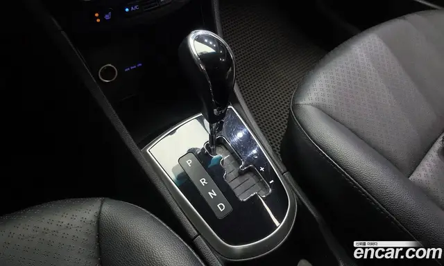 Hyundai Accent 2013 1.6 автомат (гидро), миниатюра 12