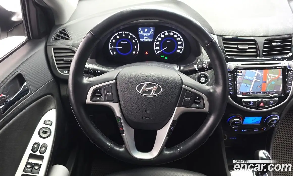 Hyundai Accent 2013 1.6 автомат (гидро), фото 19