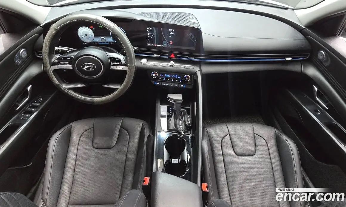 Hyundai Avante 2020 1.6 автомат (гидро), фото 7