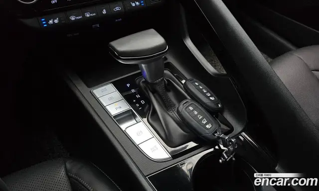 Hyundai Avante 2020 1.6 автомат (гидро), миниатюра 9