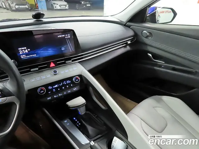 Hyundai Avante 2022 1.6 автомат (гидро), миниатюра 11