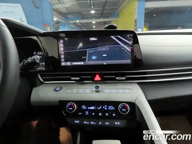 Hyundai Avante 2022 1.6 автомат (гидро), миниатюра 12