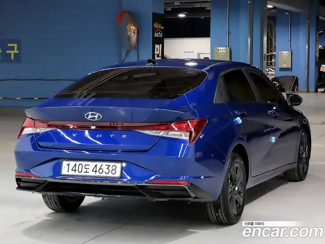 Hyundai Avante 2022 1.6 автомат (гидро), миниатюра 4