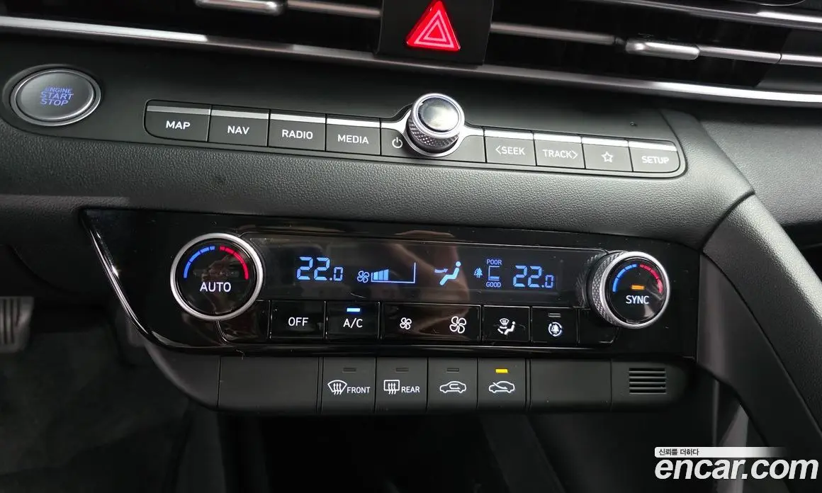 Hyundai Avante 2022 1.6 автомат (гидро), фото 22