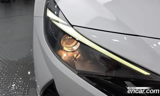 Hyundai Avante 2022 1.6 автомат (гидро), миниатюра 8