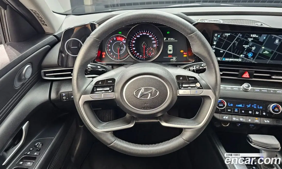 Hyundai Avante 2023 1.6 автомат (гидро), фото 19