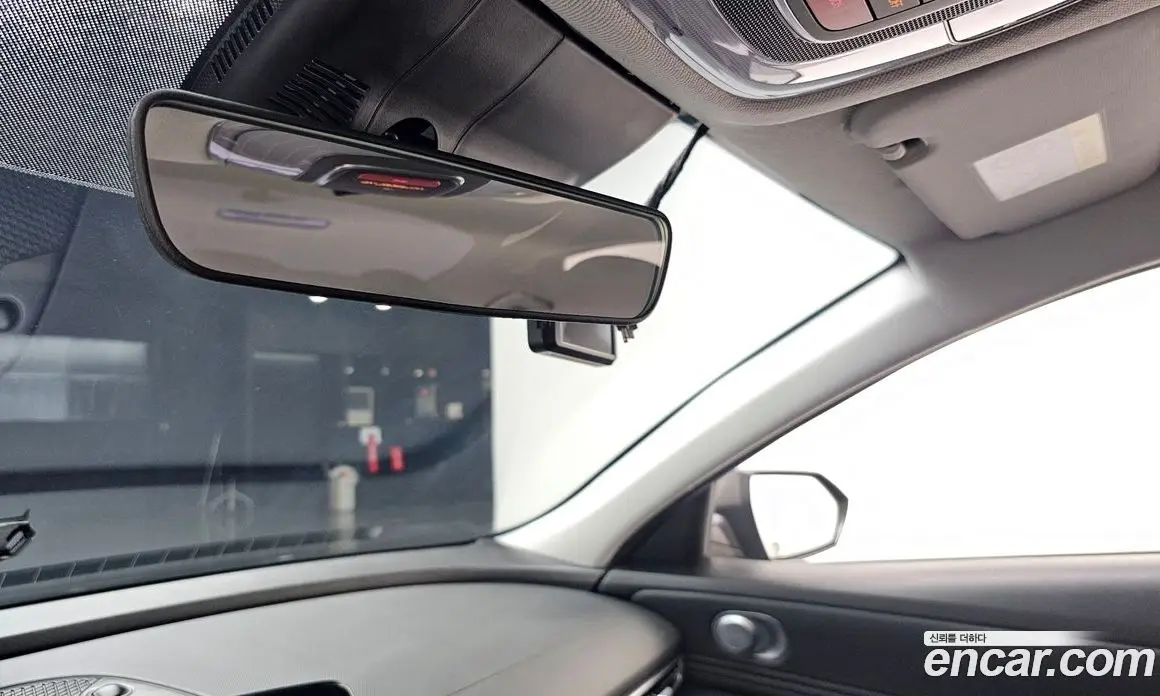 Hyundai Avante 2023 1.6 автомат (гидро), фото 27