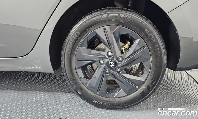 Hyundai Avante 2023 1.6 автомат (гидро), миниатюра 7
