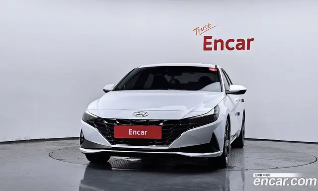Hyundai Avante 2023 1.6 автомат (гидро), миниатюра 3