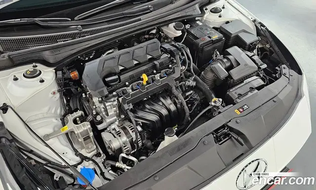 Hyundai Avante 2023 1.6 автомат (гидро), миниатюра 6
