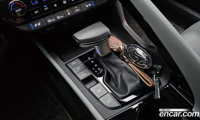 Hyundai Avante 2023 1.6 автомат (гидро), миниатюра 12
