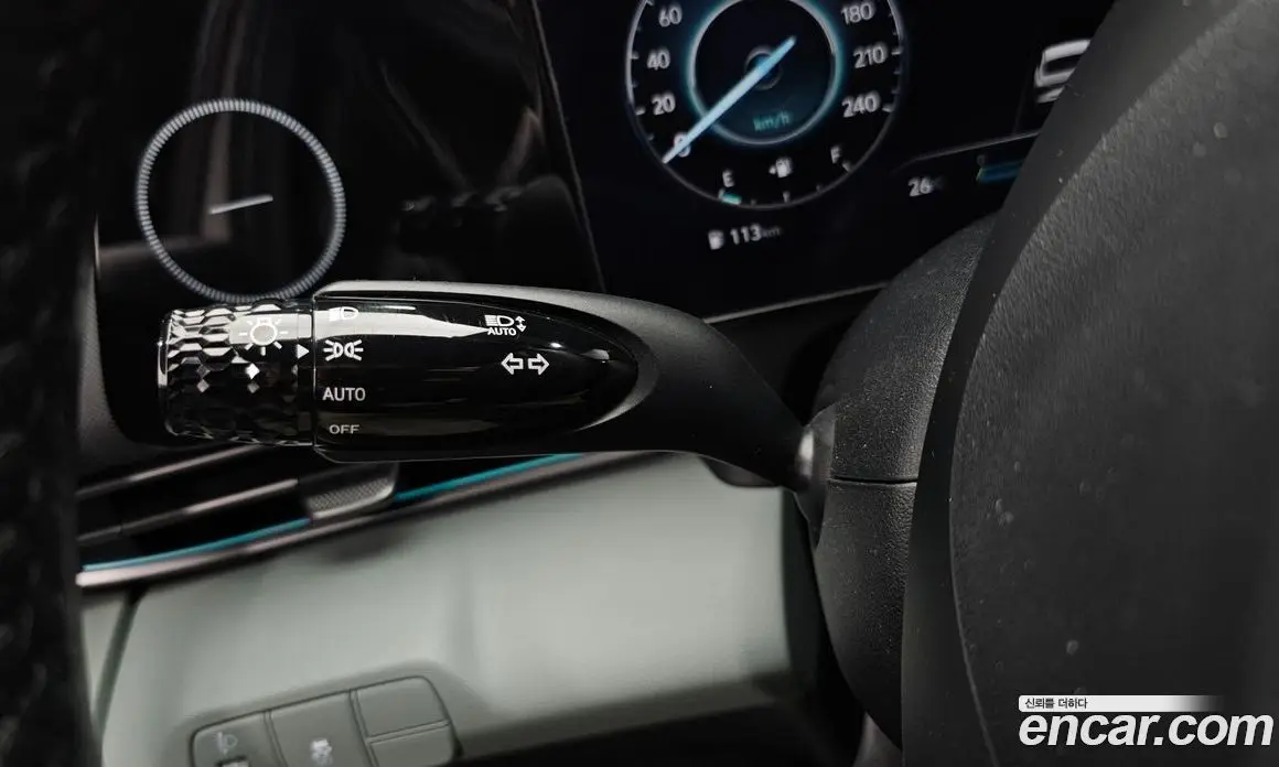 Hyundai Avante 2023 1.6 автомат (гидро), фото 27