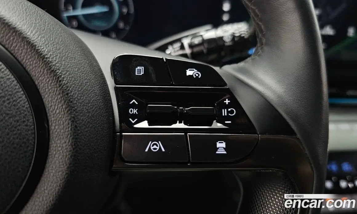 Hyundai Avante 2023 1.6 автомат (гидро), фото 29