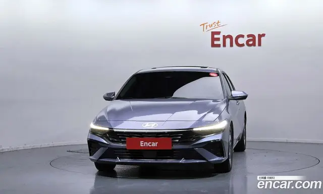 Hyundai Avante 2023 1.6 автомат (гидро), миниатюра 3