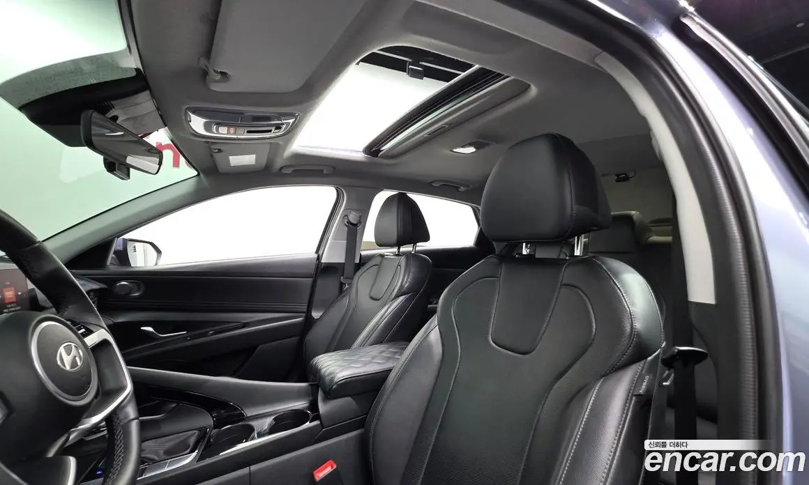 Hyundai Avante 2023 1.6 автомат (гидро), фото 24