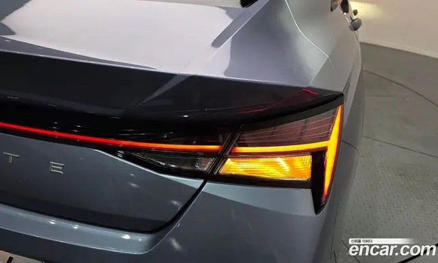 Hyundai Avante 2023 1.6 автомат (гидро), миниатюра 9