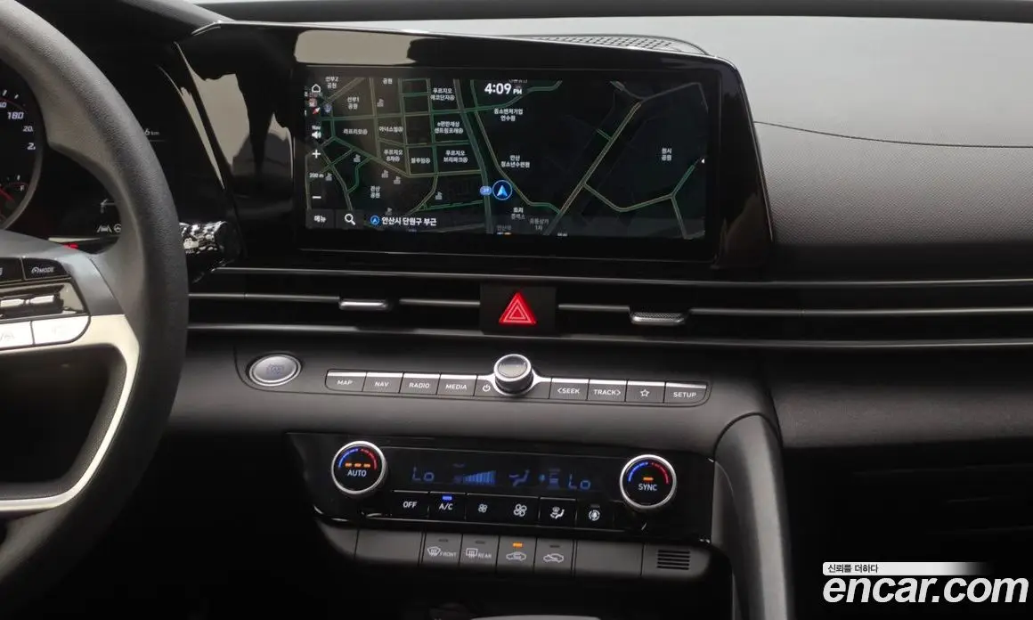 Hyundai Avante 2023 1.6 автомат (гидро), фото 20