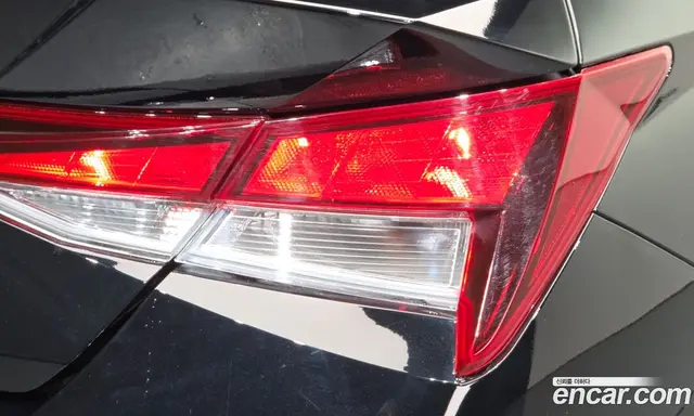 Hyundai Avante 2023 1.6 автомат (гидро), миниатюра 9