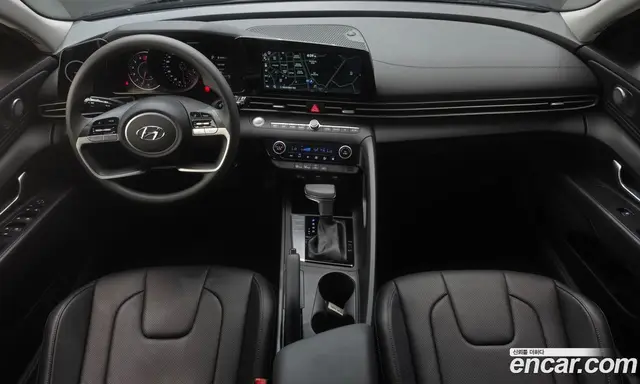 Hyundai Avante 2023 1.6 автомат (гидро), миниатюра 10