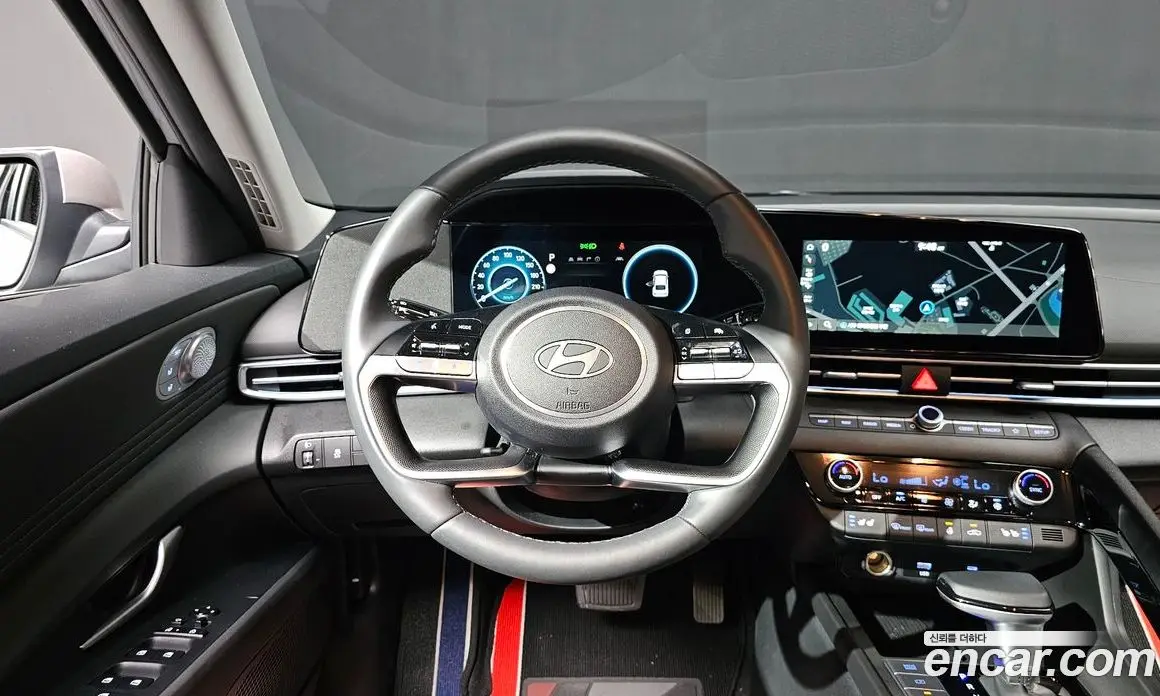 Hyundai Avante 2025 1.6 автомат (гидро), фото 13