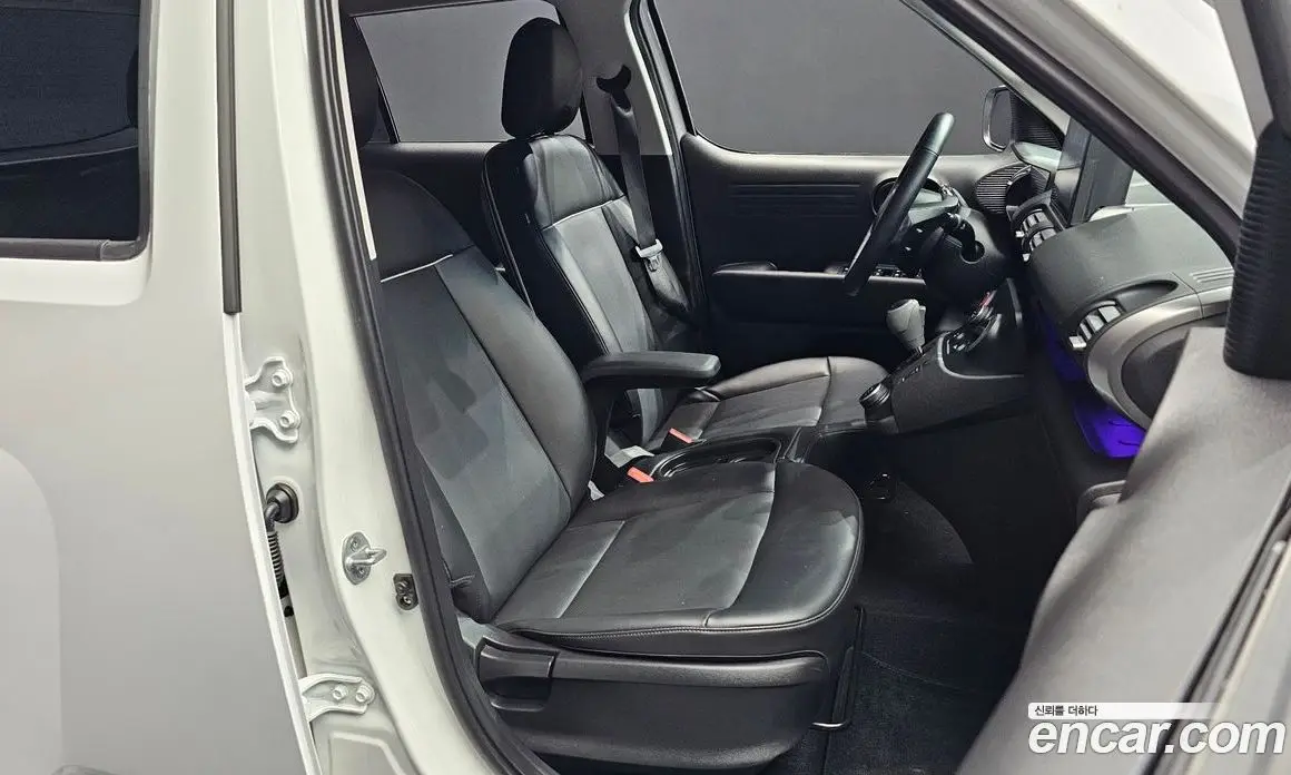 Hyundai Casper 2022 1.0 автомат (гидро), фото 16