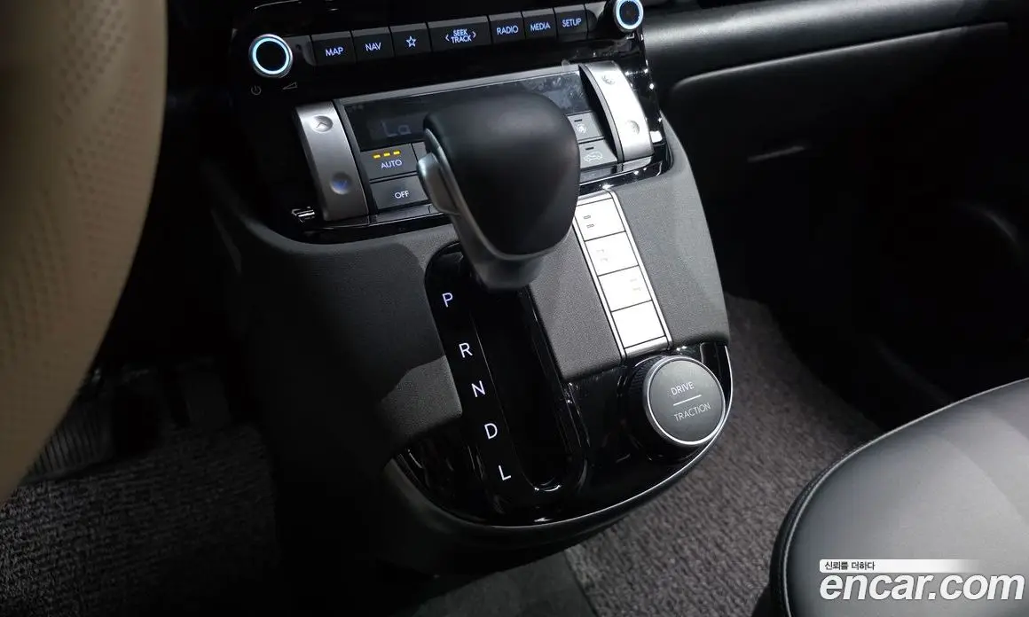 Hyundai Casper 2024 1.0 автомат (гидро), фото 9