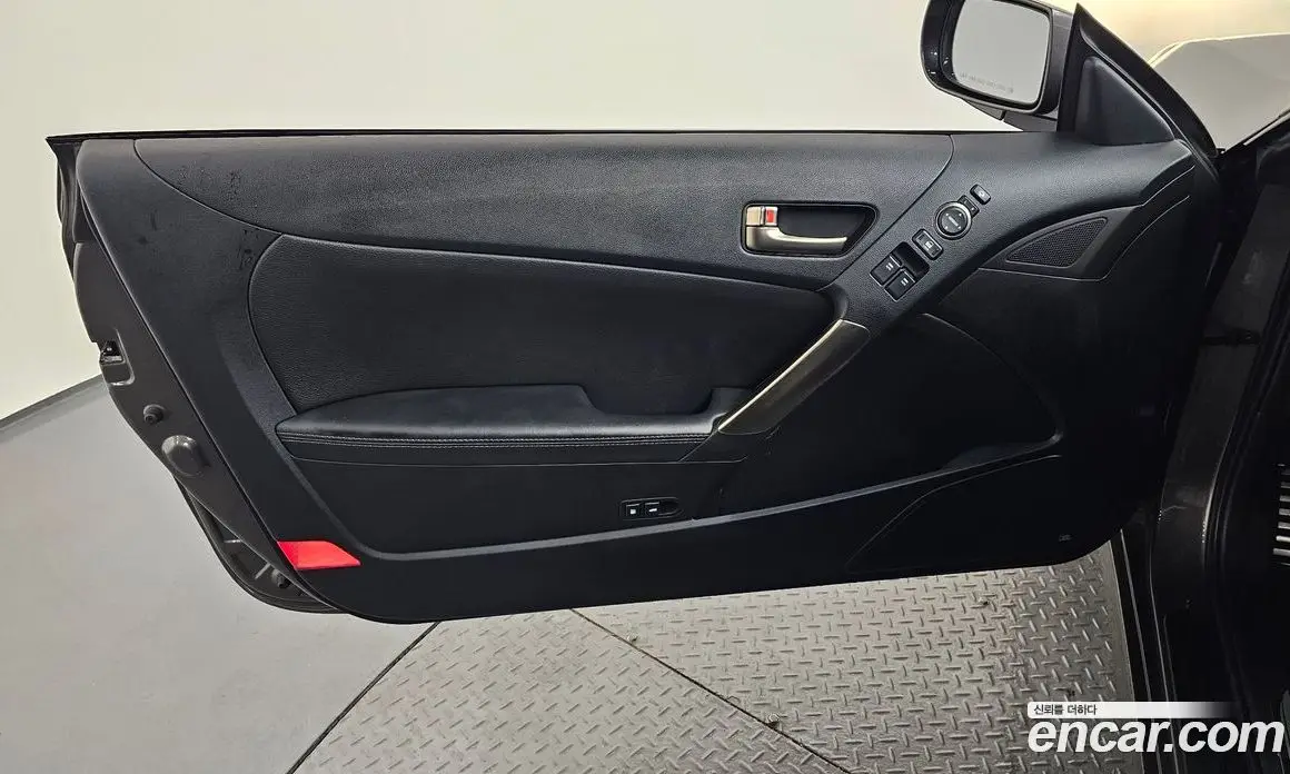 Hyundai Genesis 2012 3.8 автомат (гидро), фото 14
