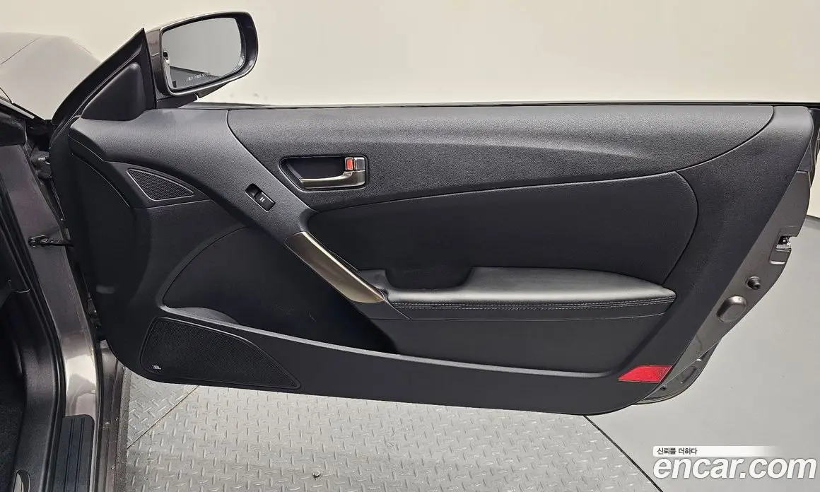 Hyundai Genesis 2012 3.8 автомат (гидро), фото 15