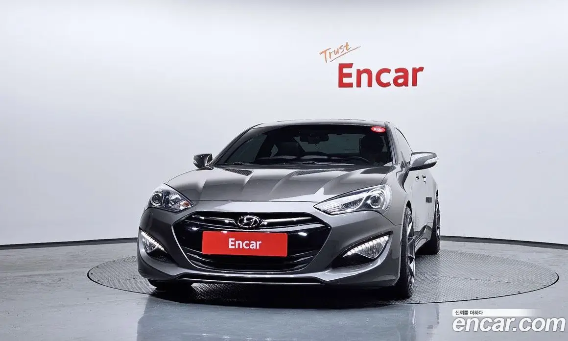Hyundai Genesis 2012 3.8 автомат (гидро), фото 3