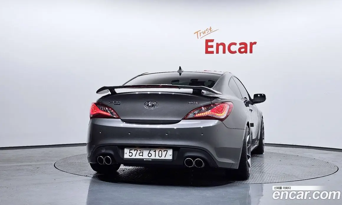 Hyundai Genesis 2012 3.8 автомат (гидро), фото 4