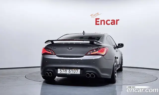 Hyundai Genesis 2012 3.8 автомат (гидро), миниатюра 4