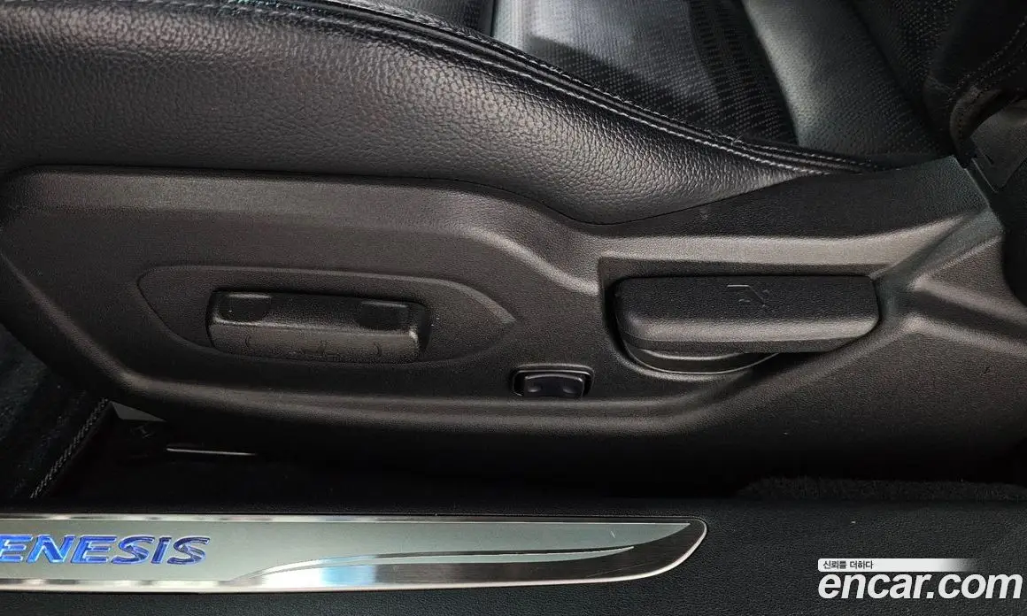 Hyundai Genesis 2012 3.8 автомат (гидро), фото 31