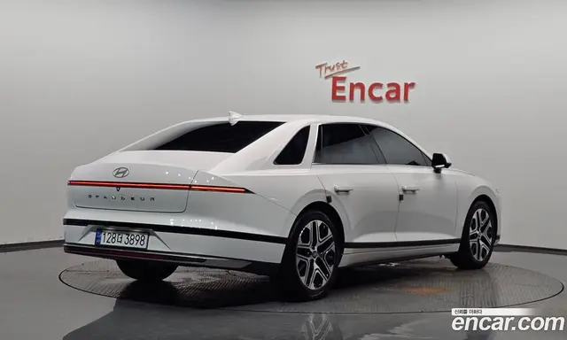 Hyundai Grandeur 2022 2.5 автомат (гидро), миниатюра 1