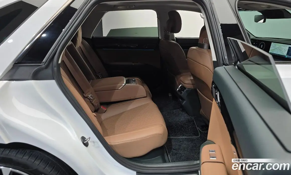 Hyundai Grandeur 2023 1.6 автомат (гидро), фото 17