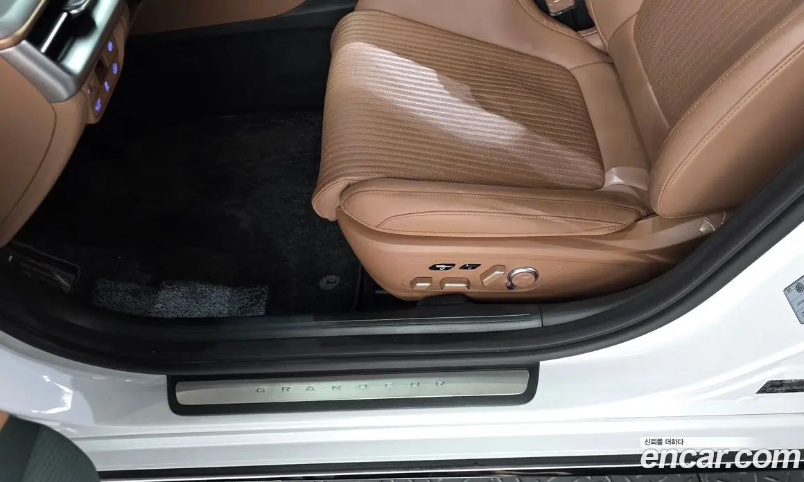 Hyundai Grandeur 2023 1.6 автомат (гидро), фото 30