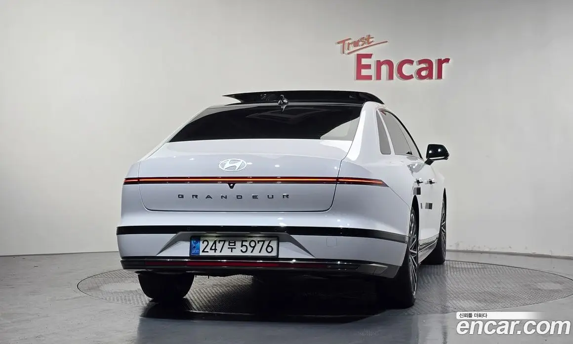 Hyundai Grandeur 2023 1.6 автомат (гидро), фото 4
