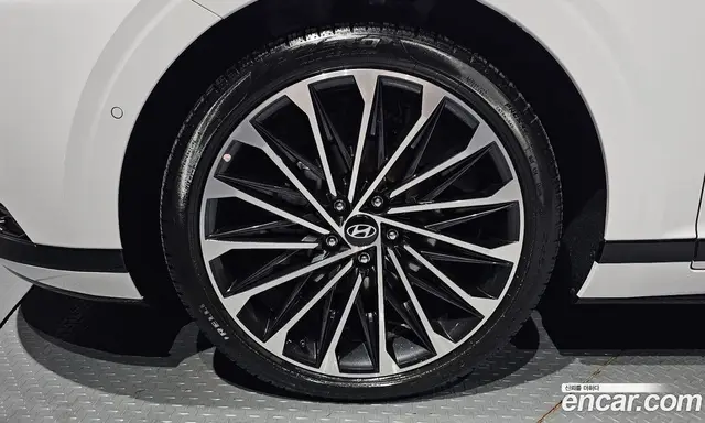 Hyundai Grandeur 2025 1.6 автомат (гидро), миниатюра 5