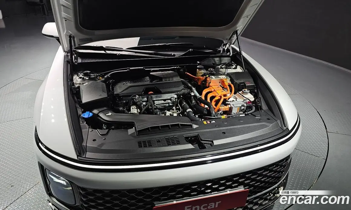 Hyundai Grandeur 2025 1.6 автомат (гидро), фото 6