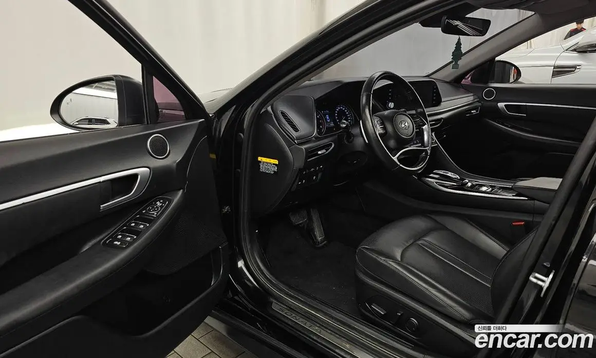 Hyundai Sonata 2019 2.0 автомат (гидро), фото 13