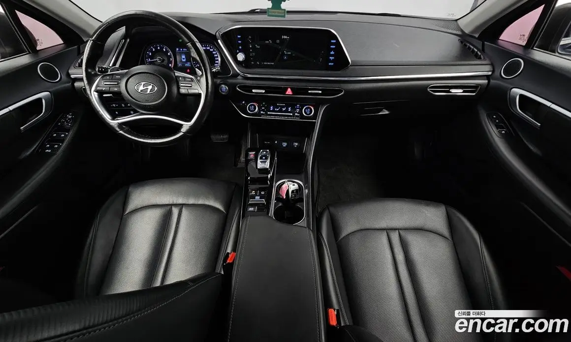 Hyundai Sonata 2019 2.0 автомат (гидро), фото 10